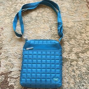 Lug Skipper Crossbody Bag (blue)